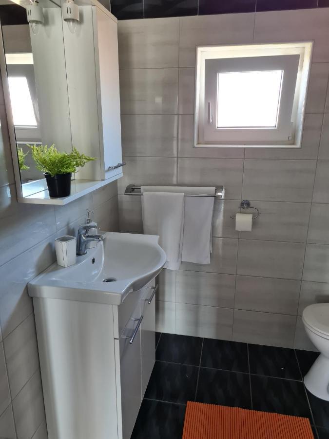 Apartments Dorotea نوفاليا المظهر الخارجي الصورة
