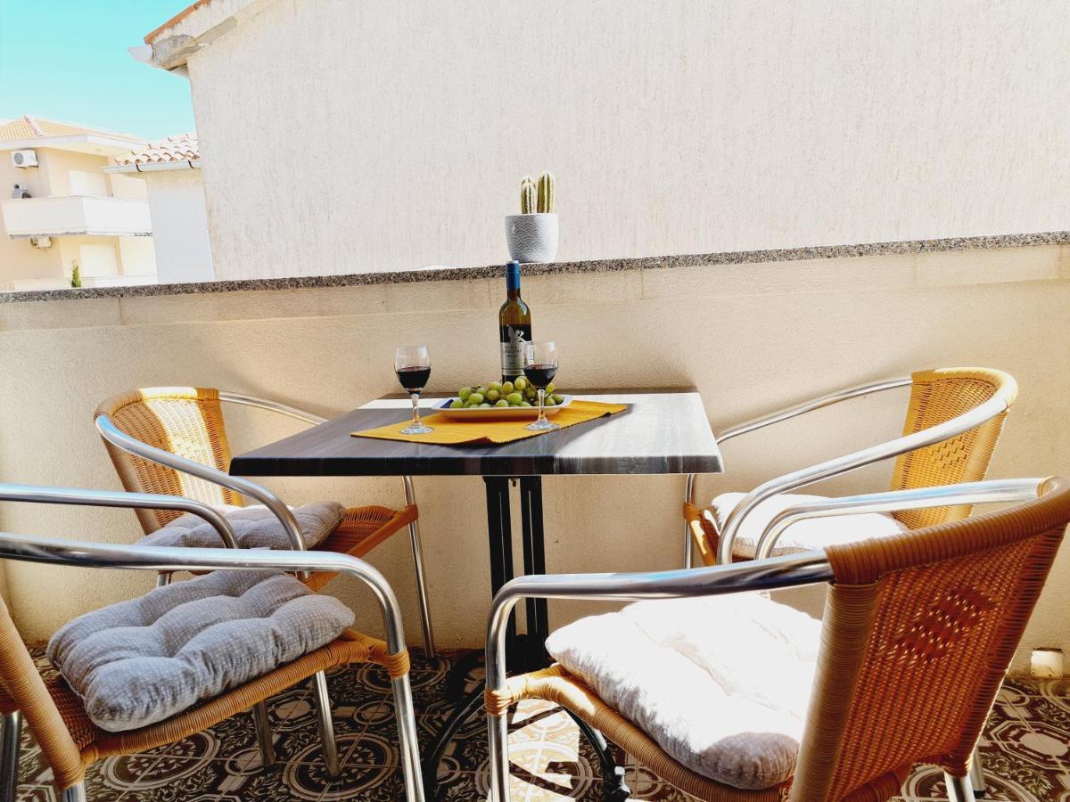 Apartments Dorotea نوفاليا المظهر الخارجي الصورة
