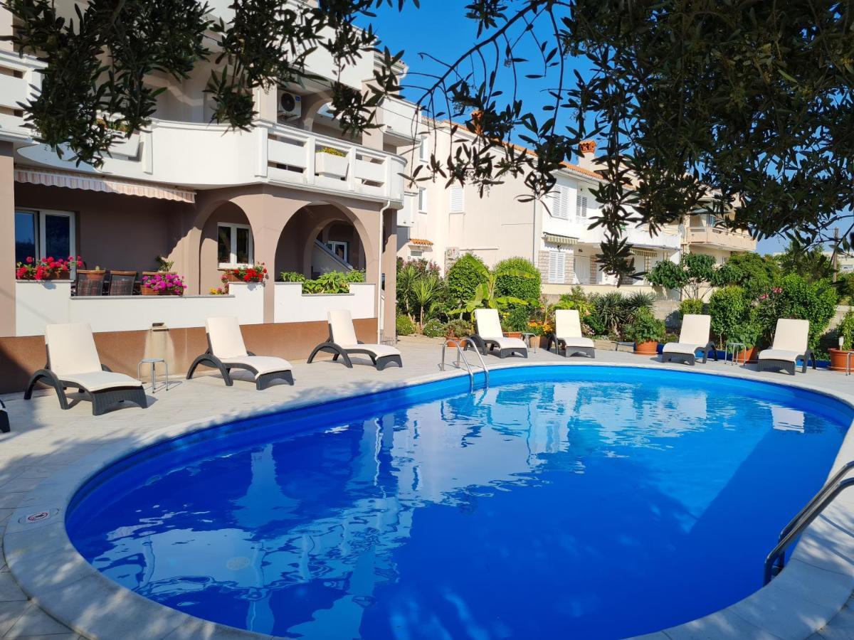 Apartments Dorotea نوفاليا المظهر الخارجي الصورة